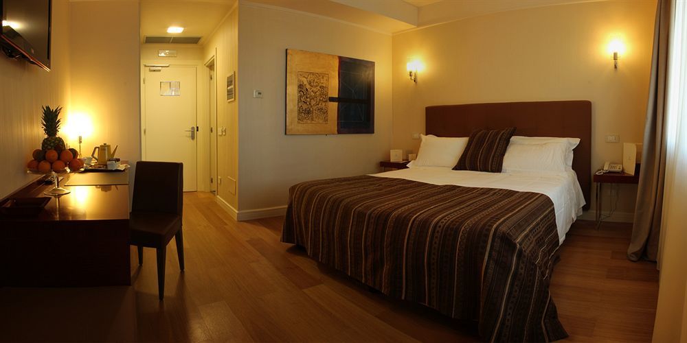 Palazzo Giordano Bruno Hotel Nola Bagian luar foto